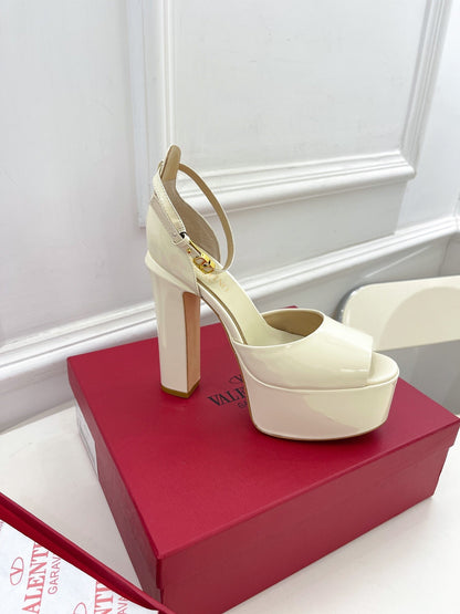 VALENTINO GARAVANI TAN-GO PLATFORM PATENT LEATHER SANDAL 155MM