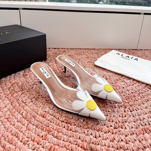 ALAIA 26S POINTED-TOE MULE HEELS IN WHITE LAMBSKIN AND TRANSPARENT PVC