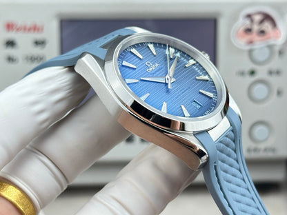 Omega Seamaster 41mm Blue Dial Sliver Case Blue Rubber Strap