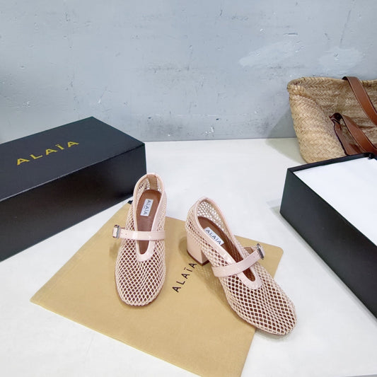 ALAIA 26S HIGH-HEEL MARY JANES 50 MM IN NUDE PINK WOVEN MESH