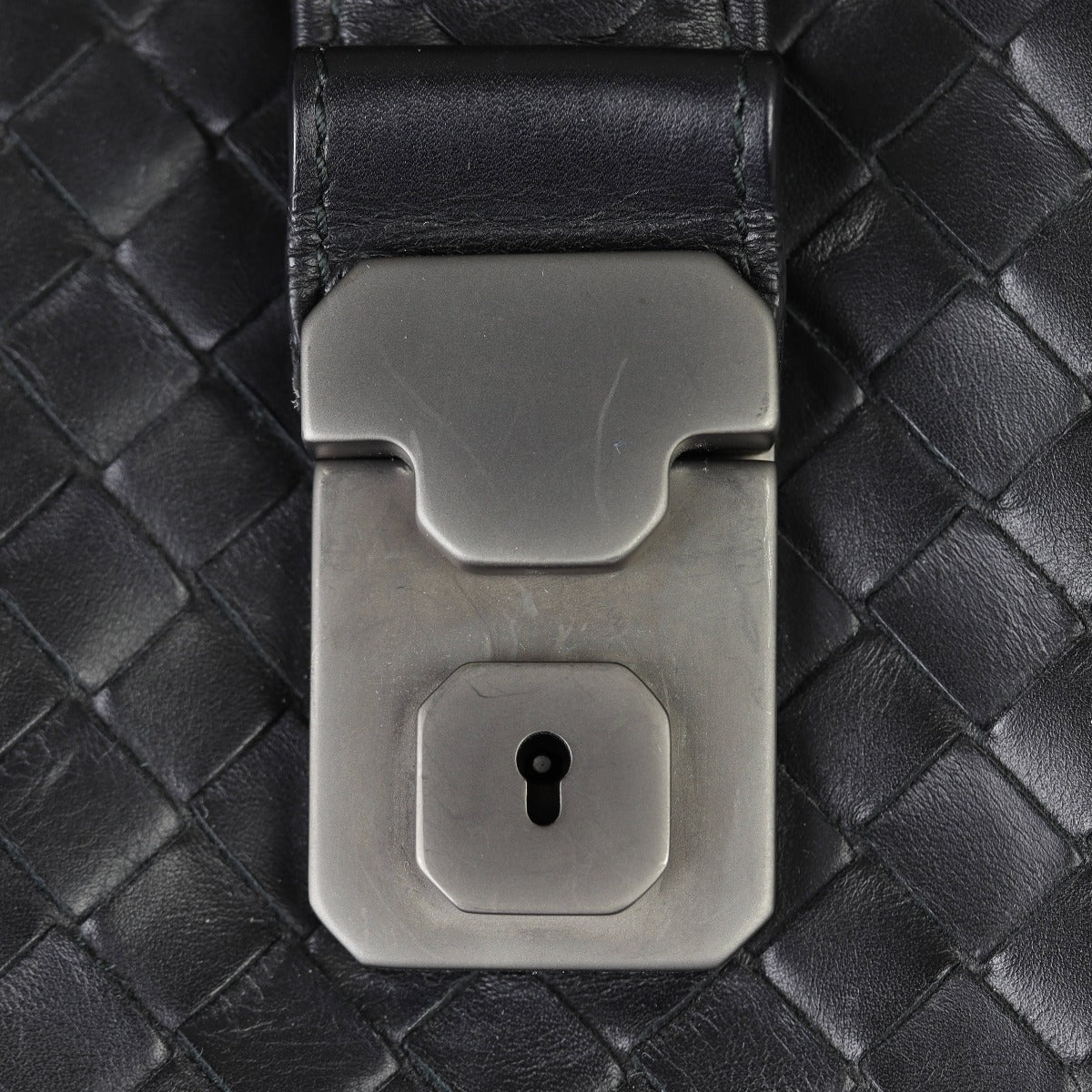 Bottega Veneta Intrecciato Roma Bag Large