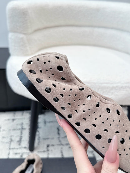 ALAIA 26S FLAT SLIP-ONS IN NUDE PINK SUEDE WITH OPENWORK PATTERN