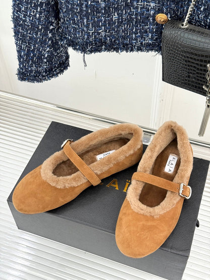 SHEARLING BALLET FLATS IN TAN BROWN SUEDE