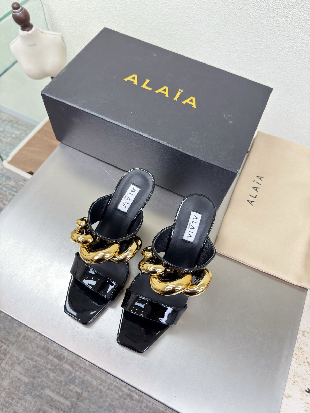 ALAIA 26S DOUBLE STRAP WEDGE SANDALS 110 MM IN BLACK GLOSSY CALFSKIN WITH GOLD HARDWARE