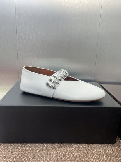 ALAIA MARY JANE FLATS 25S IN WHITE CALFSKIN WITH SILVER HARDWARE