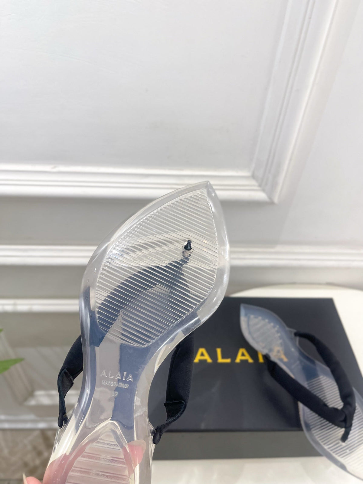 ALAIA 26S THONG SANDALS IN BLACK SATIN AND TRANSPARENT PVC
