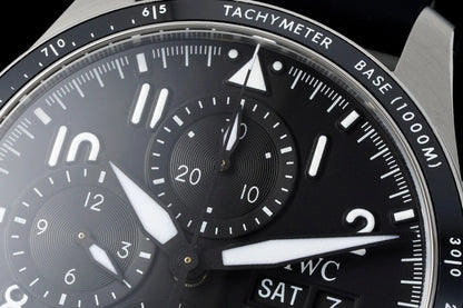 IWC Pilot 41mm Black Dial Steel Case Rubber Strap