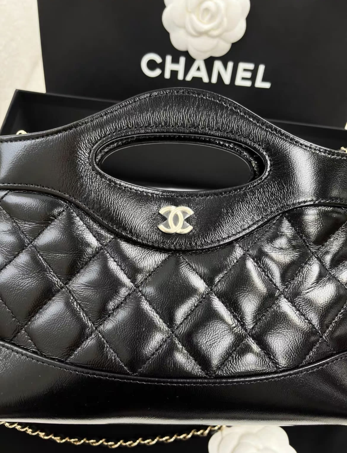 Chanel Luxury Leather Black Handbag Style 15 Rovelle Bags