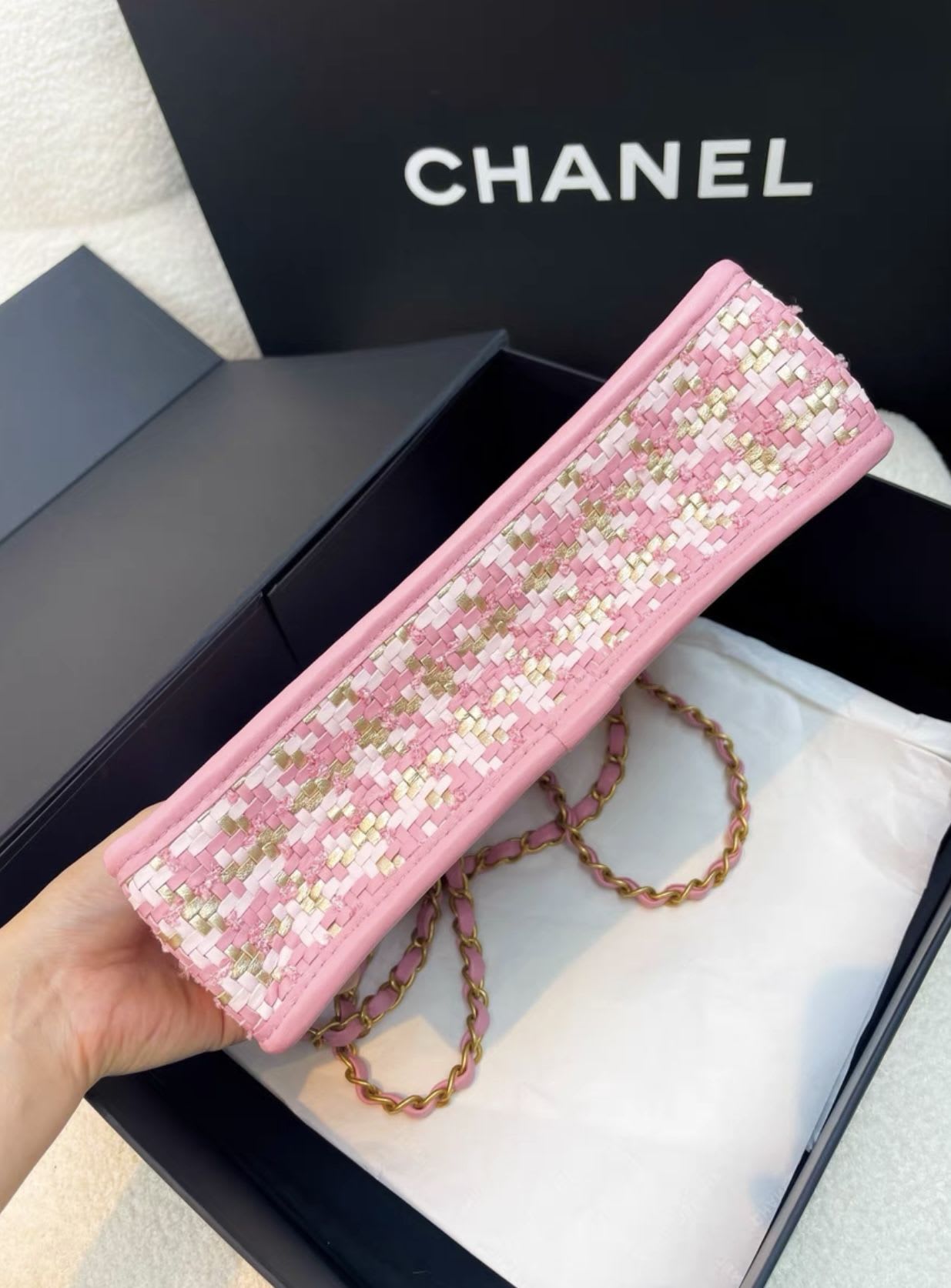 Chanel Luxury Leather Pink Handbag Pink Rovelle Bags