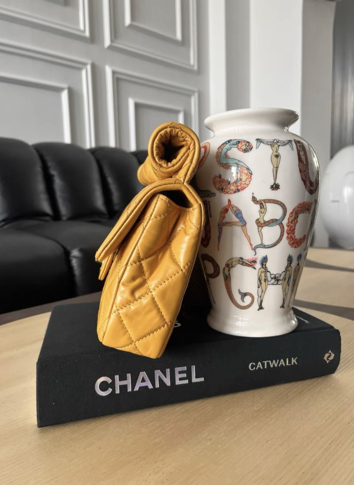 Chanel Luxury Leather Handbag Style 15 Rovelle Bags