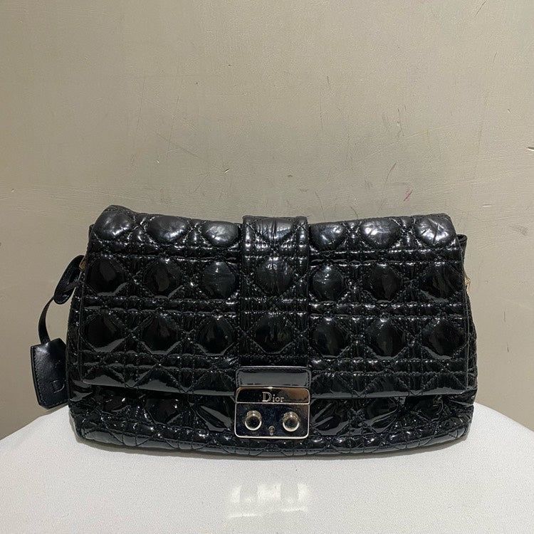 Dior Black Patent Leather Handbag Quilted Medium Rovelle Bags