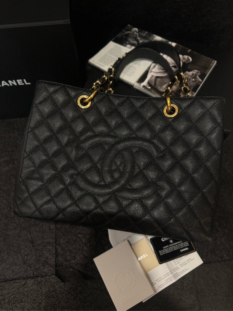 Chanel Medium Caviar Black Gold Shoulder Bag Style Rovelle Bags