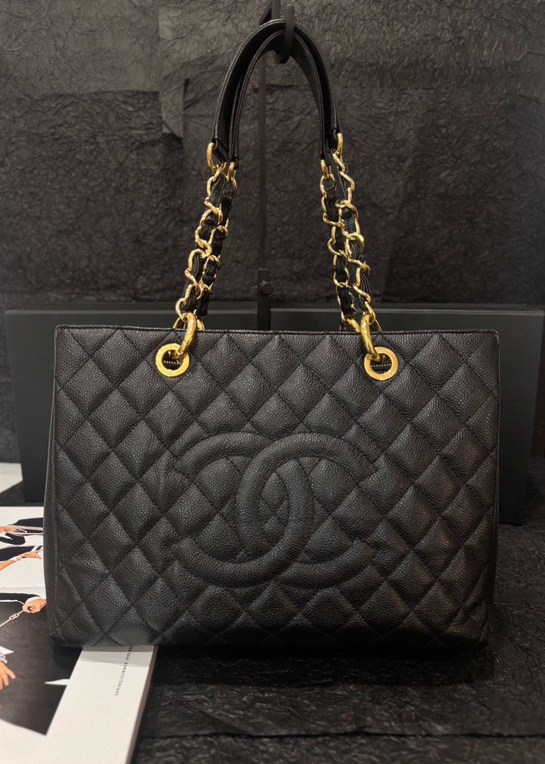 Chanel Medium Caviar Black Gold Shoulder Bag Style Rovelle Bags