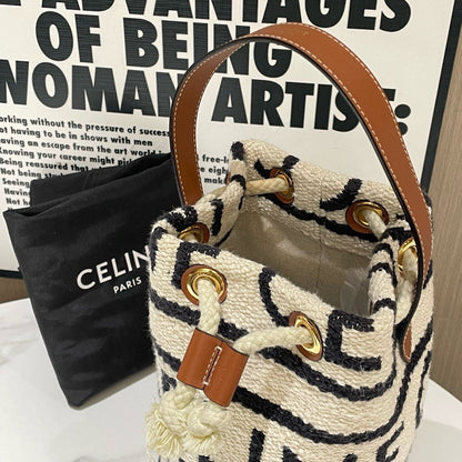 ?? Luxury CELINE Shearing Bucket Bag #13224