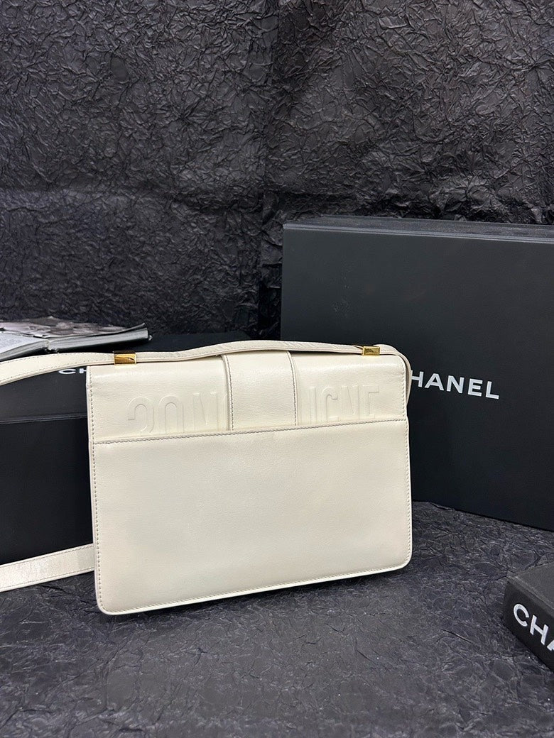 Dior Montaigne White Shoulder Bag - 24Cm X 17Cm Designer Handbag Rovelle Bags
