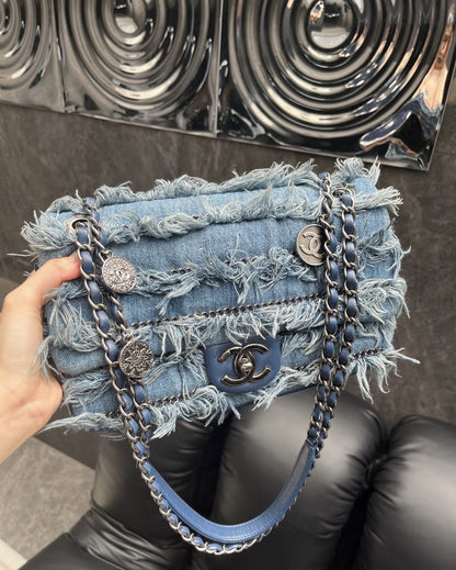 Chanel Luxury Leather Handbag Style 16 Rovelle Bags