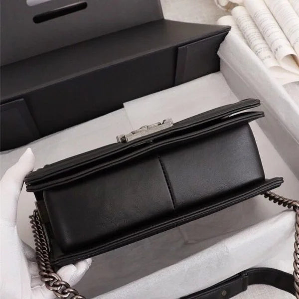 Chanel Le Boy Handbag 鈥� Chain Bag Black