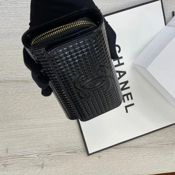 Chanel Classic Trifold Wallet / Purse Black