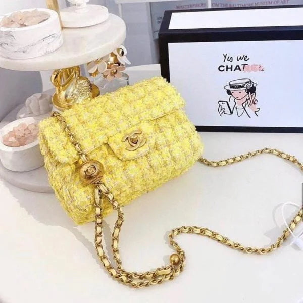 Chanel Metiers D鈥檃rt Handbags