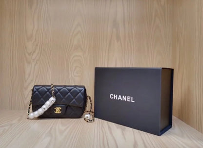 Chanel Women鈥檚 Classic Flap Bags