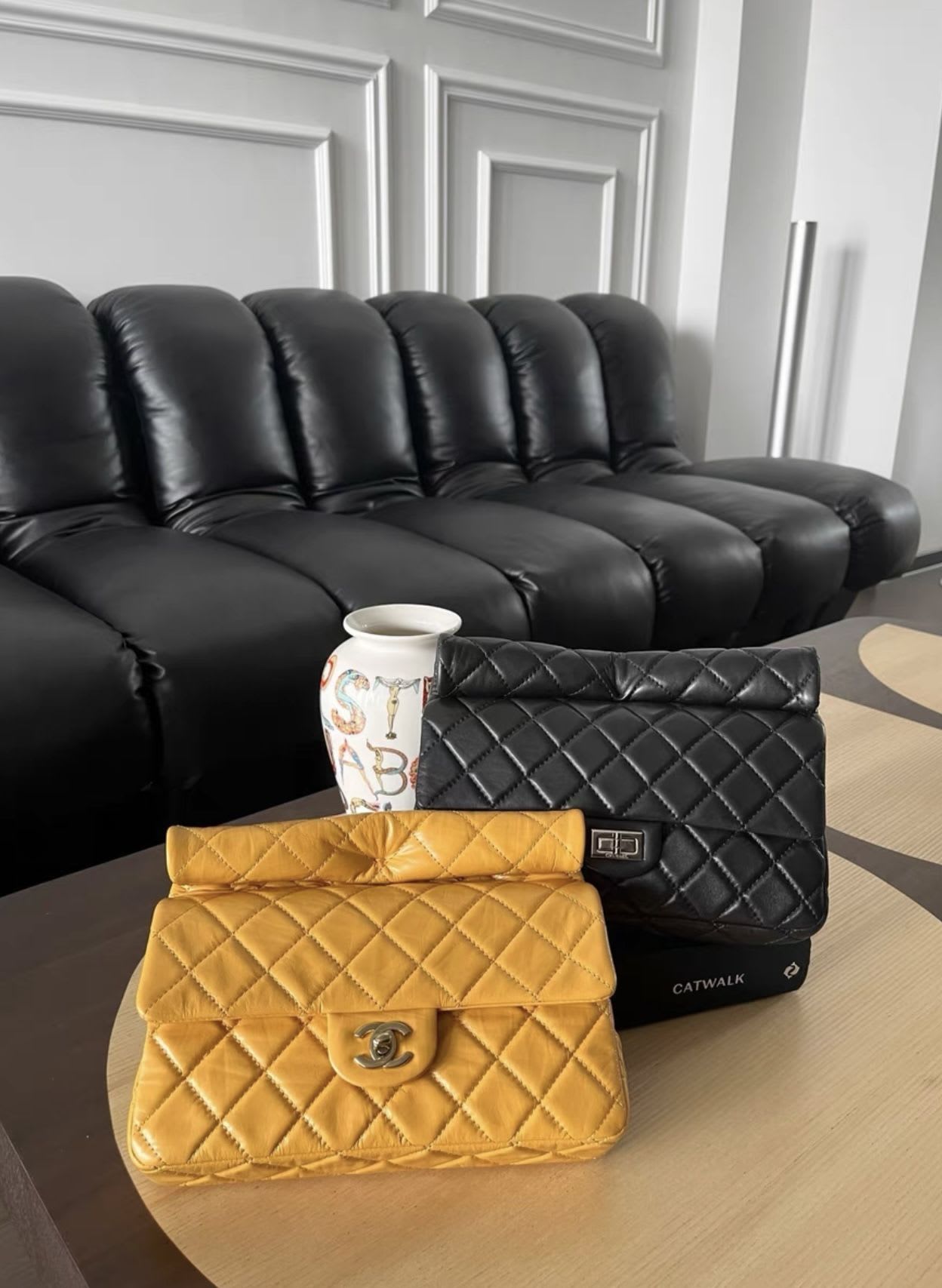 Chanel Luxury Leather Handbag Style 15 Rovelle Bags