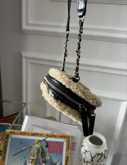 Chanel Luxury Leather Shoulder Bag Style 6 Rovelle Bags