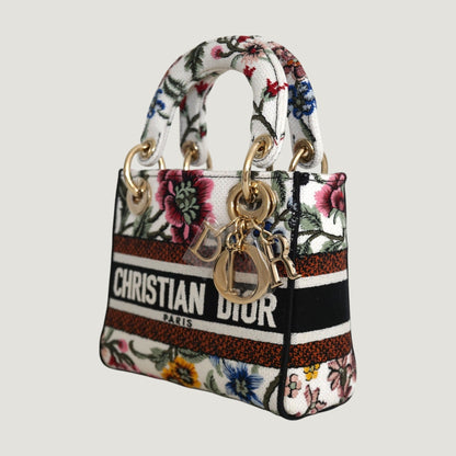 Dior Lady Dior Leather Handbag White Rovelle Bags