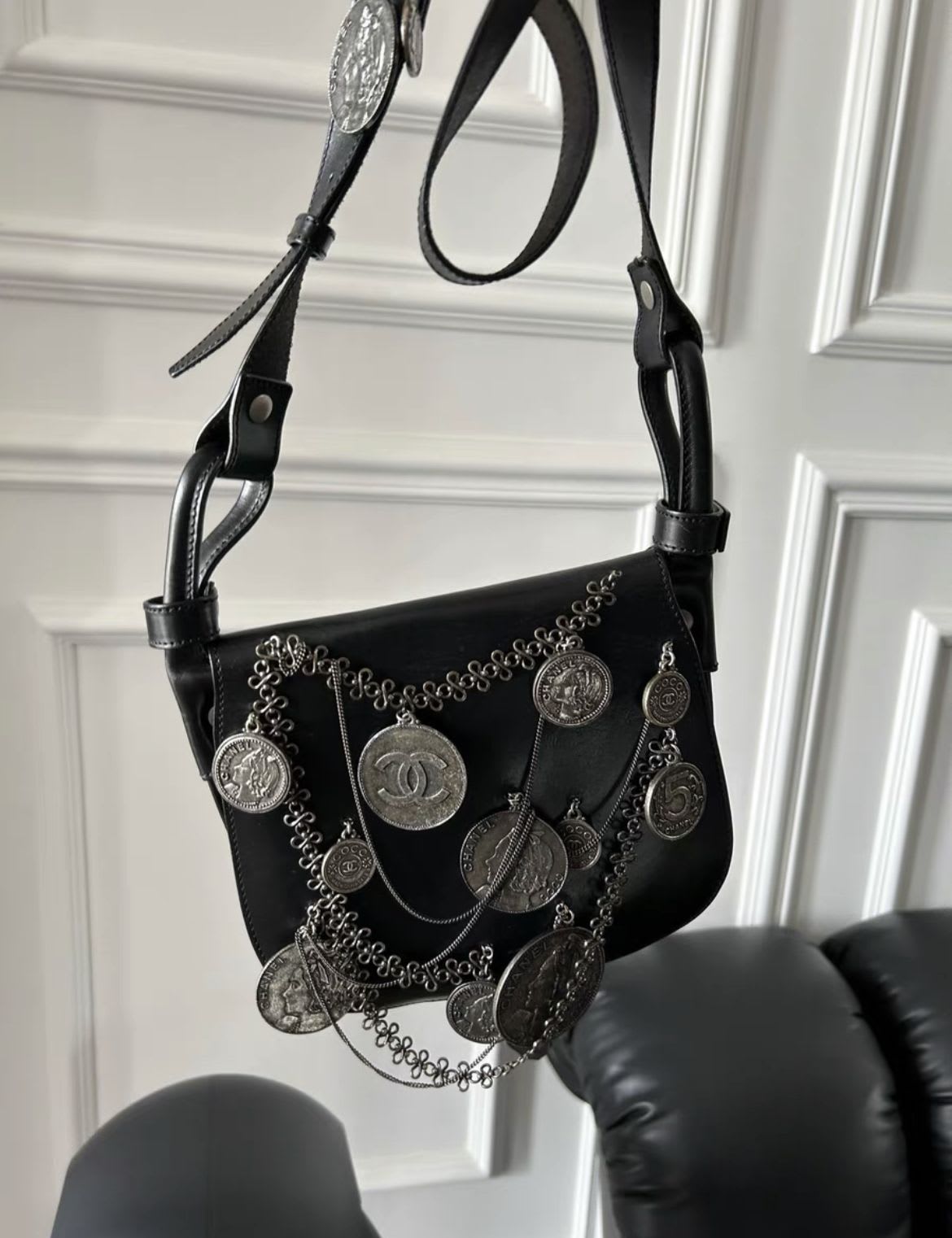Chanel Medallion Leather Handbag Rovelle Bags