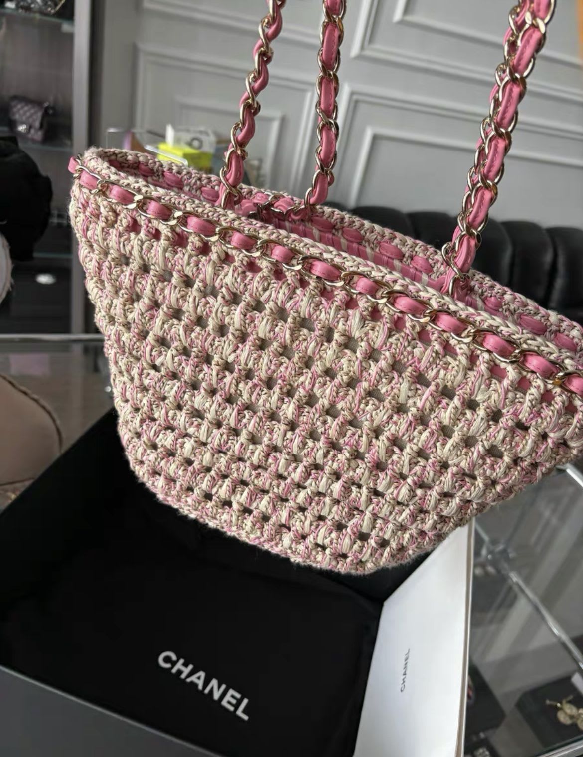 Chanel Luxury Leather Handbag Style 14 Rovelle Bags
