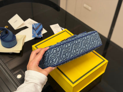 Luxury and Contemporary-Luxury Handbags Crafted Exclusively for Elegant Ladies-2