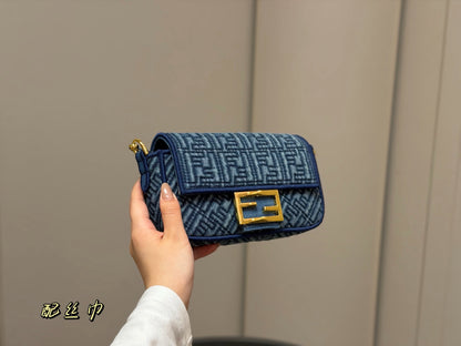 Luxury and Contemporary-Luxury Handbags Crafted Exclusively for Elegant Ladies-2