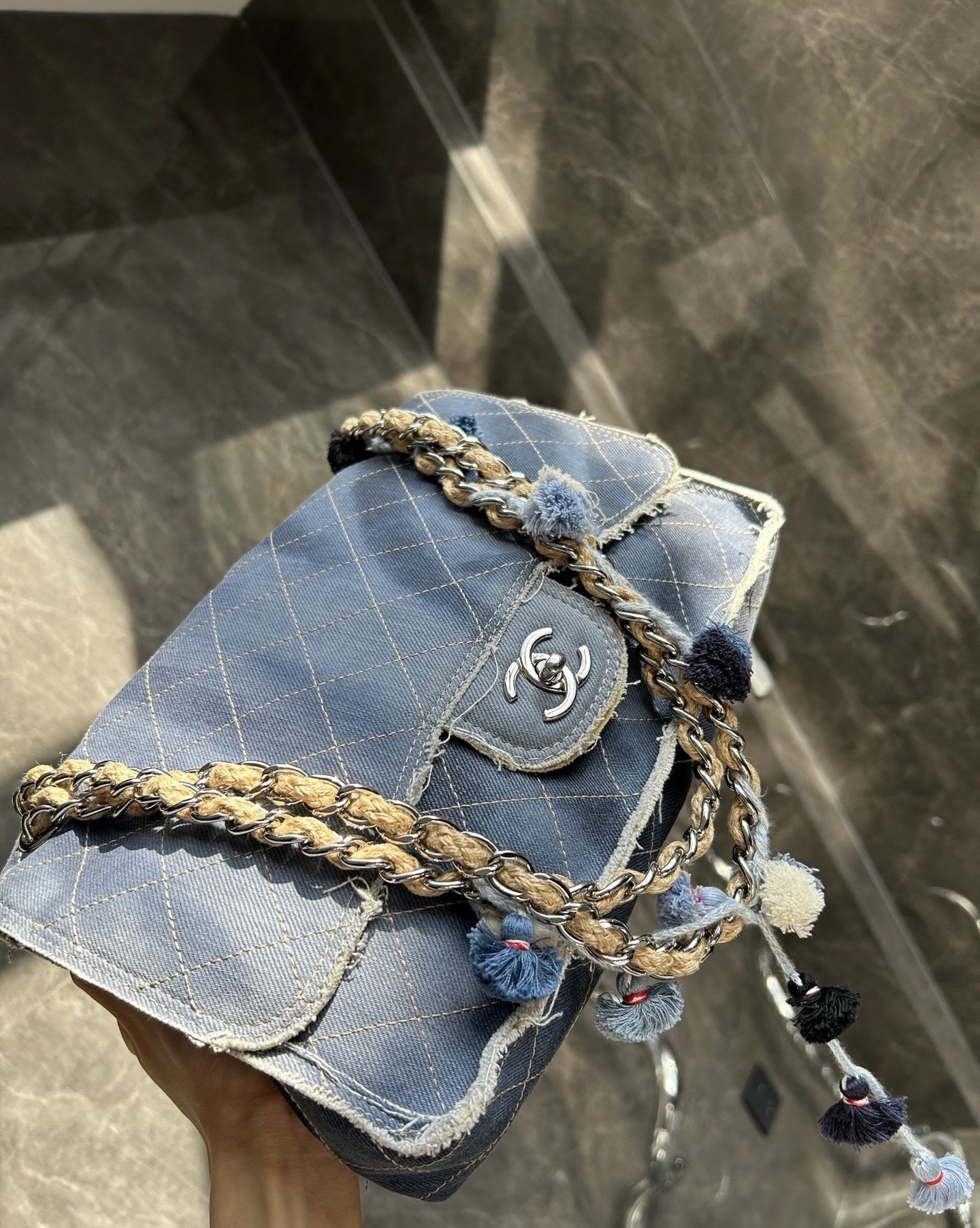 Chanel Luxury Leather Handbag Style 18 Rovelle Bags