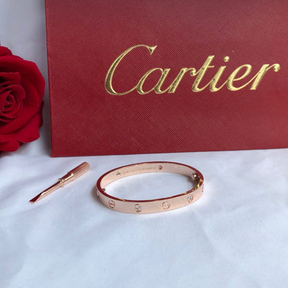 Classic 4-diamond Love Bracelet lbcase