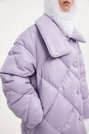 Queen Leather Lilac
