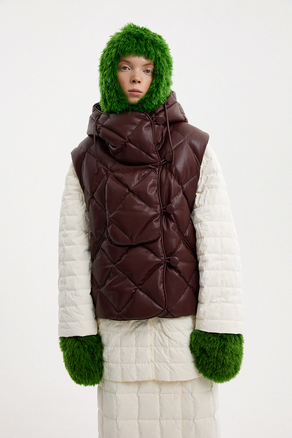 Atti Vest Leather Maroon
