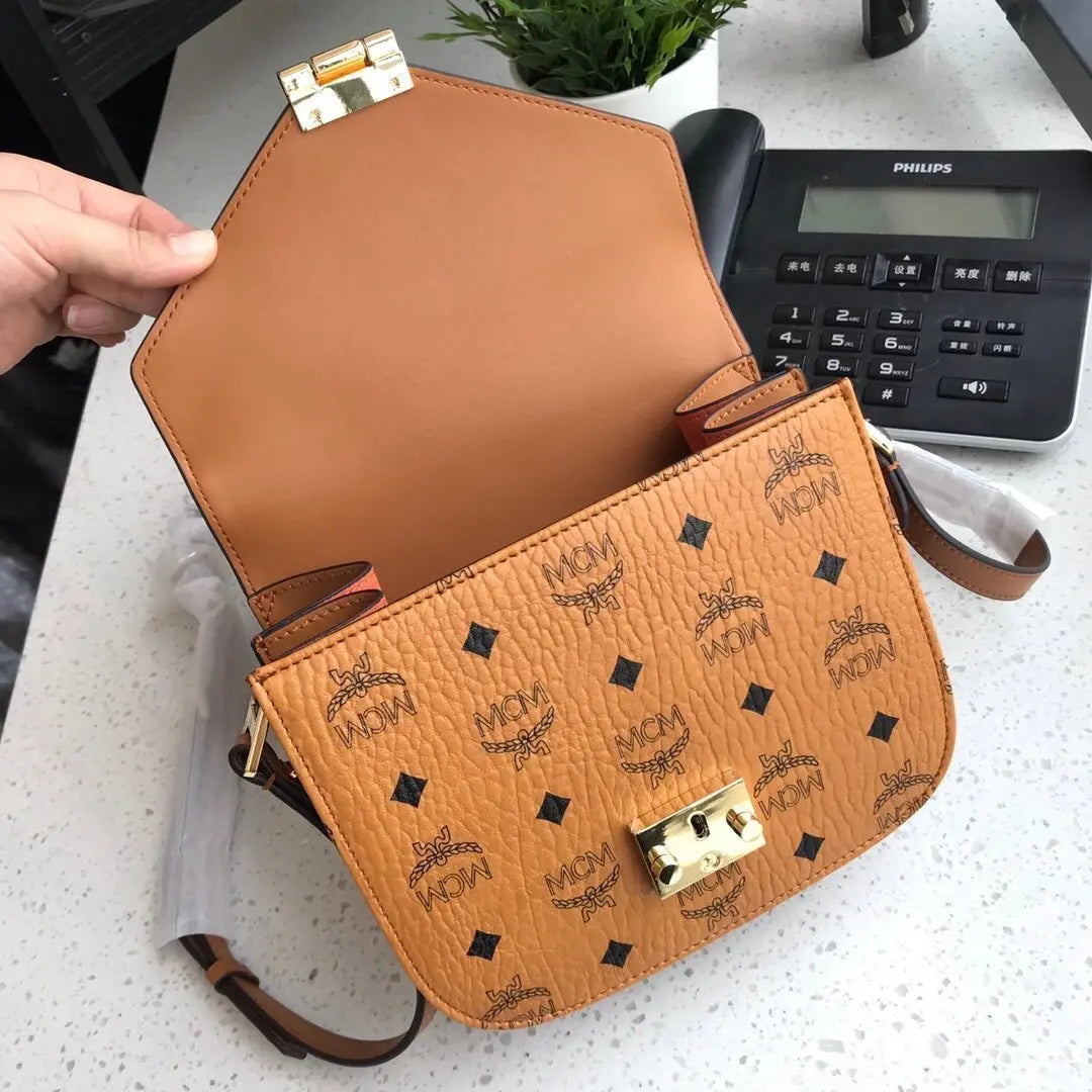 Shoulder Bag In lbcase