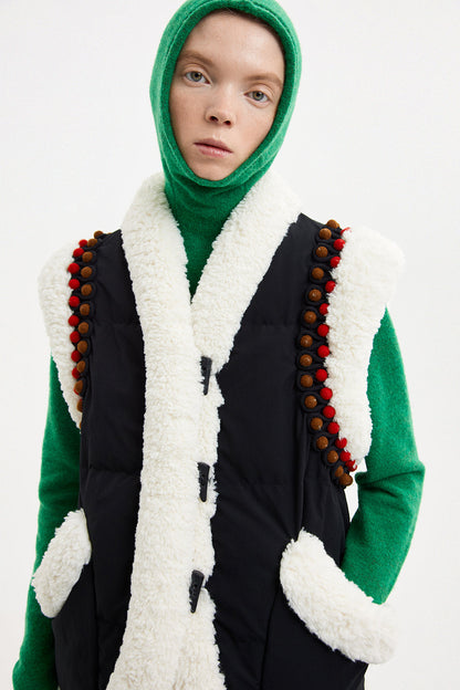 Embroidered Keptar Vest Black