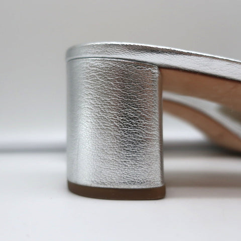 Loeffler Randall Vera Ruffle Slide Sandals Silver Metallic Leather Size 9