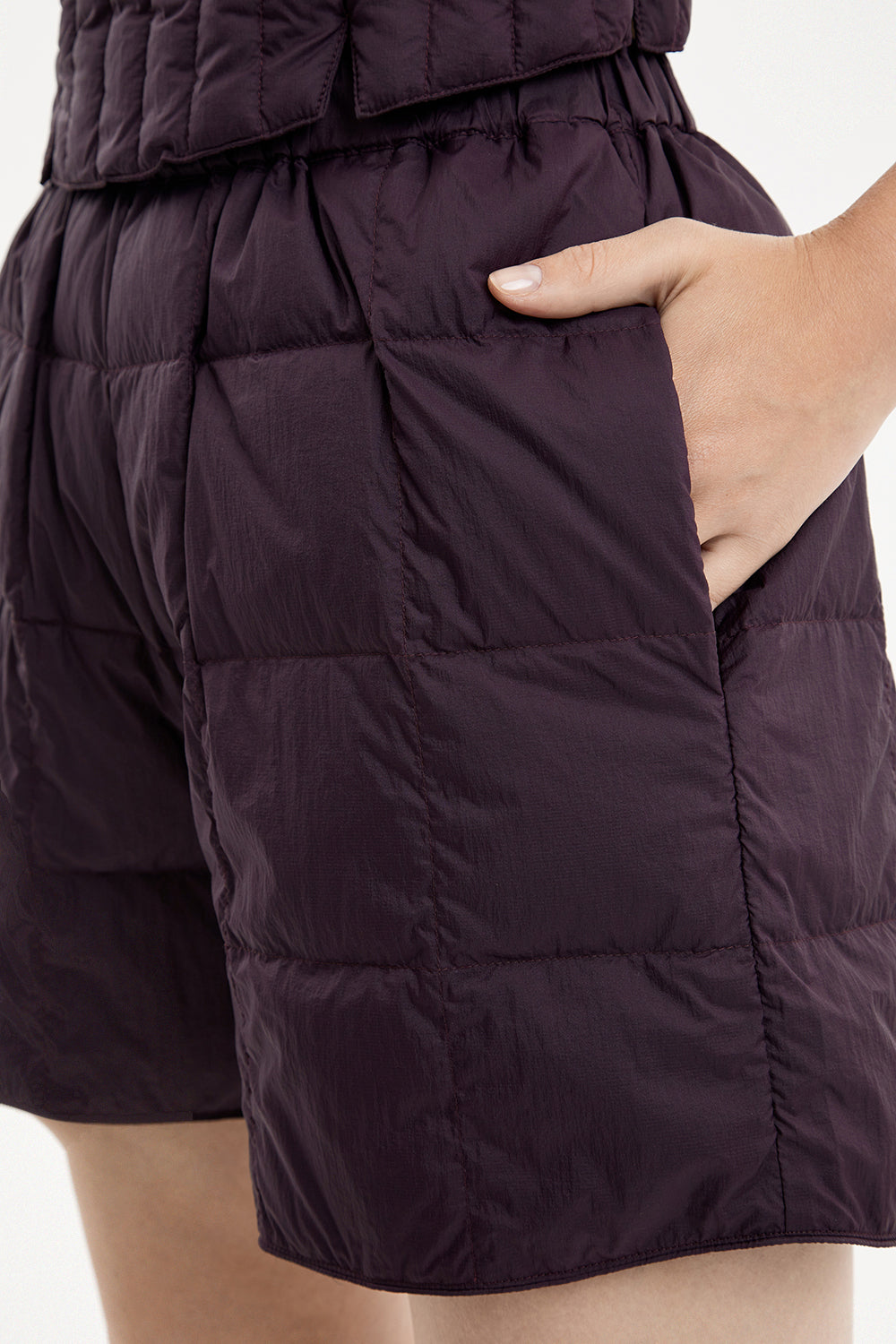 Down Shorts Micro Pomegranate