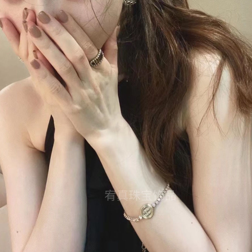 Xiaoxiang Feng Rhinestone Chain Bracelet lbcase