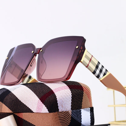 2022 New Ladies Fashion Classic Sunglasses lbcase