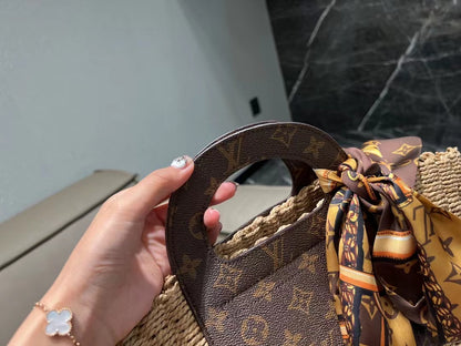 2022  V handbag--74