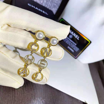 Simple Pearl Letter Personalized Earrings lbcase