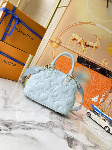 L fashion handbag