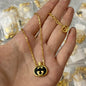 Gloden black necklace
