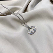 Slivery necklace