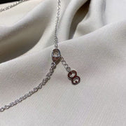 Slivery necklace
