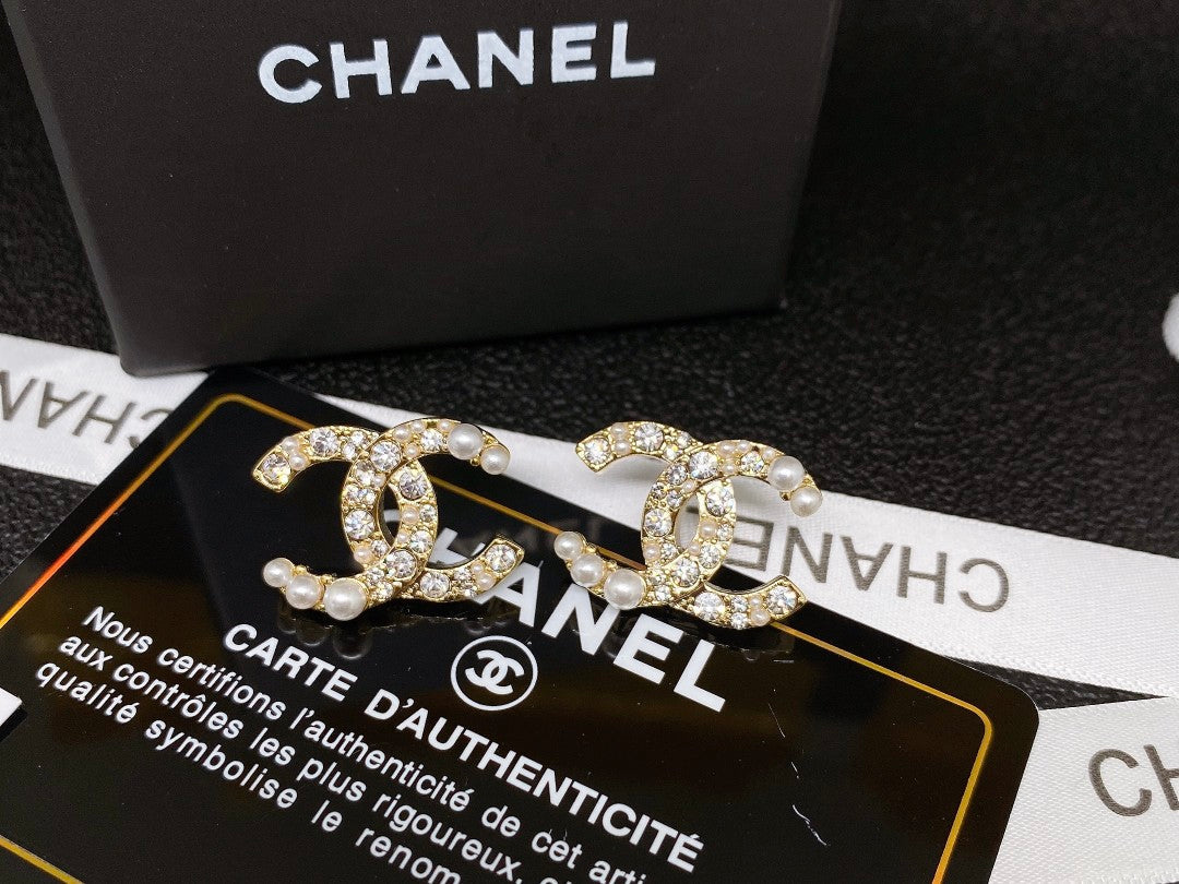 Crystal Pearl Earrings