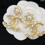 pearl earrings