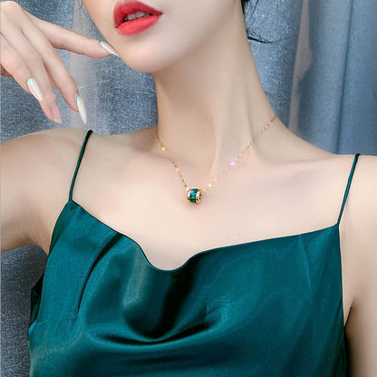 Fading titanium steel waist pendant necklace lbcase